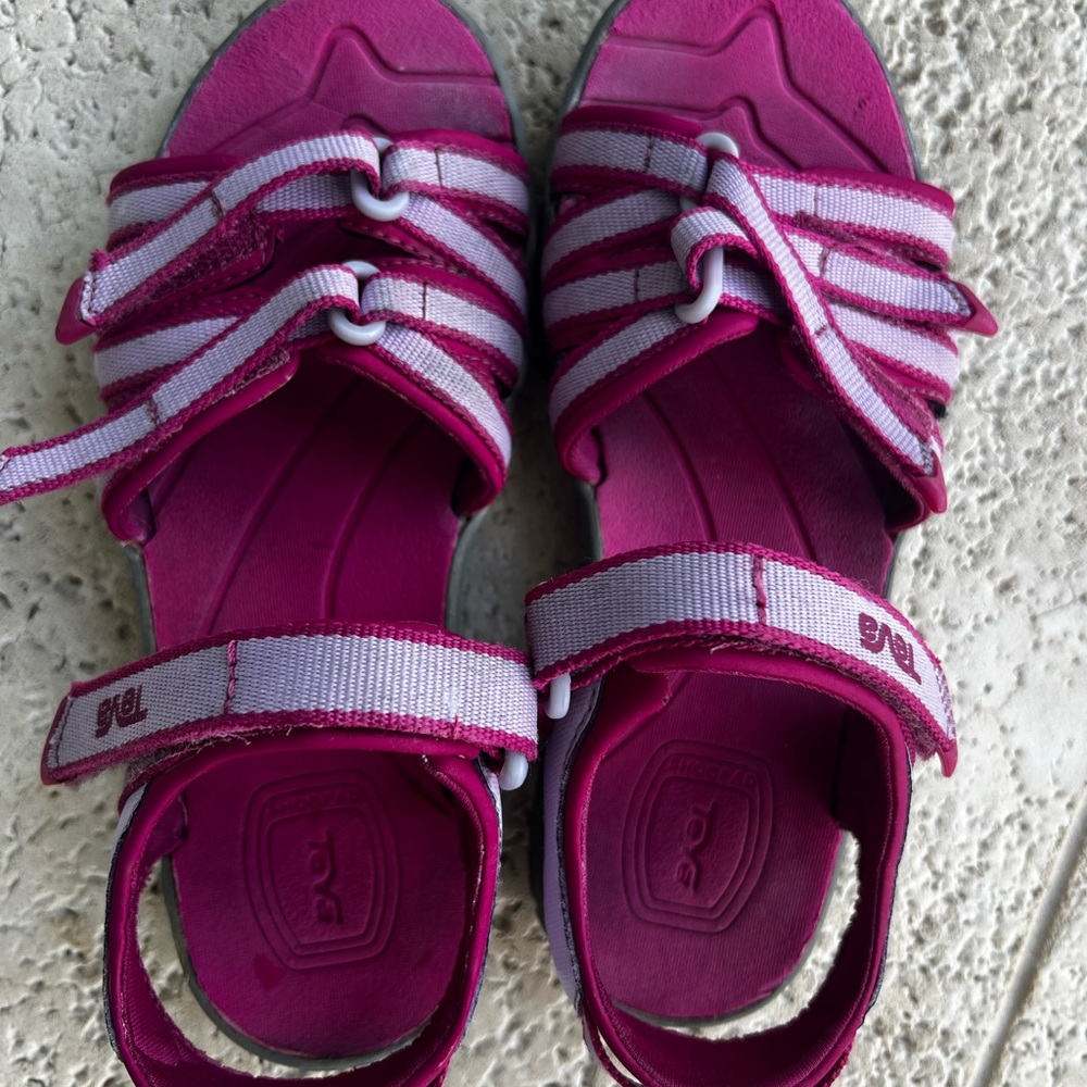 Teva Pink Sandals size 1Y